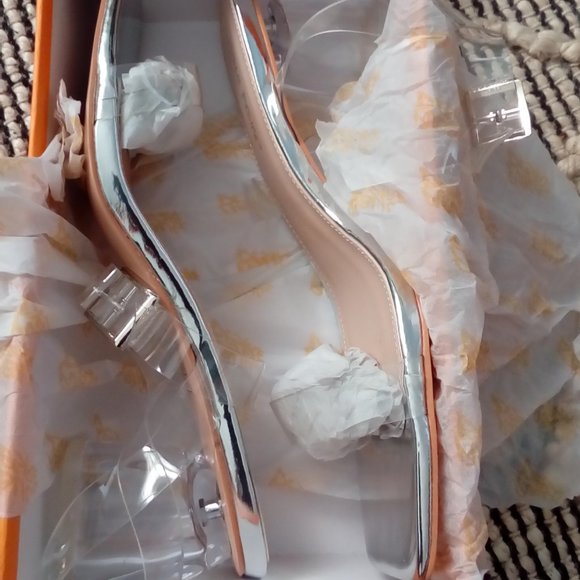 SUBTLE SILVER MIRROR PERSPEX BLOCK MID HEELS - Picture 10 of 13